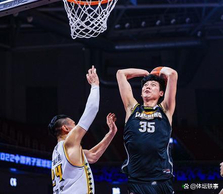 潜在接班人, 反观朱荣振 潜在接班人, 反观朱荣振